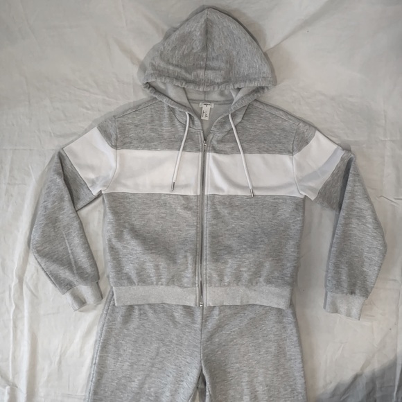 Zip Up Hoodie & Sweatpant Set - Picture 1 of 10